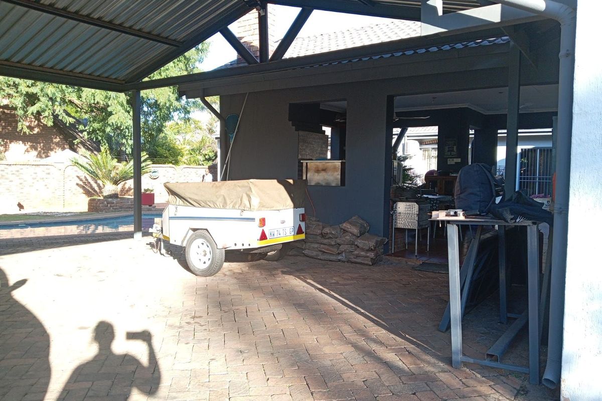 House For Sale in Karenpark - Photo 5