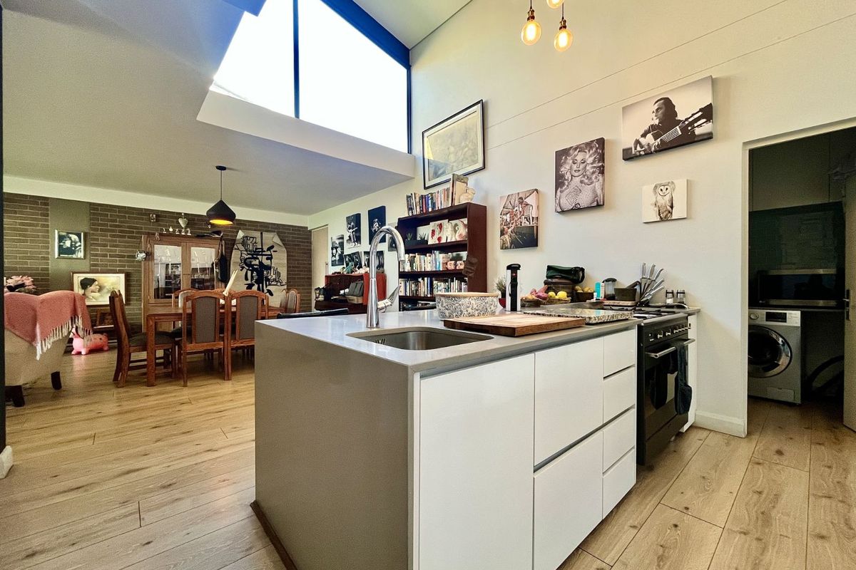 Apartment For Sale in Ascend to Midstream - Photo 4