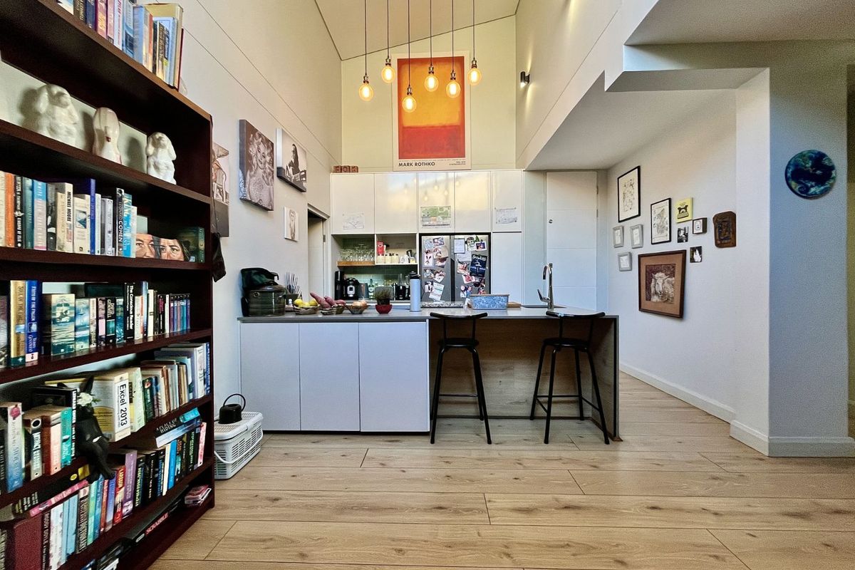 Apartment For Sale in Ascend to Midstream - Photo 5