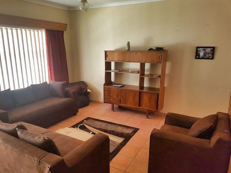 House For Sale in Stilfontein Ext 4 - Photo 3