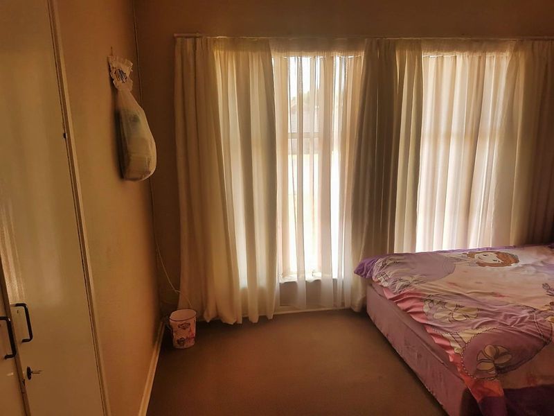 House For Sale in Stilfontein Ext 4 - Photo 10
