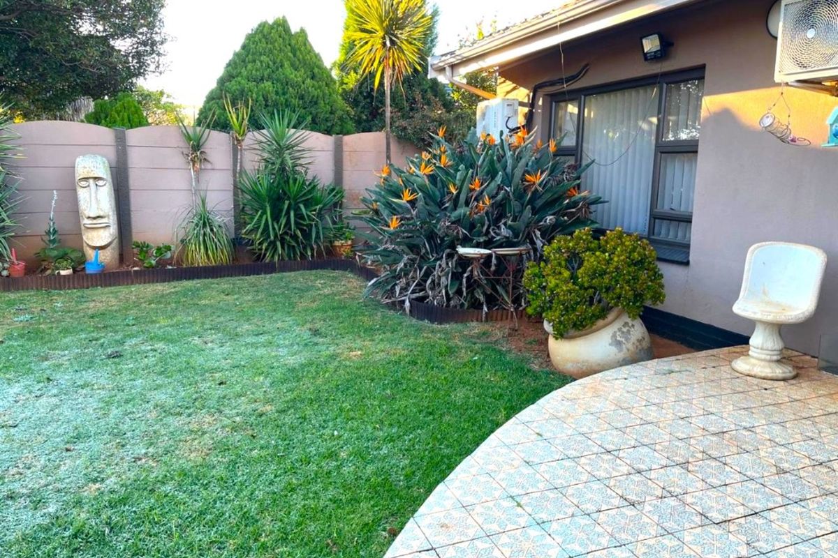 House For Sale in Oberholzer - Photo 3