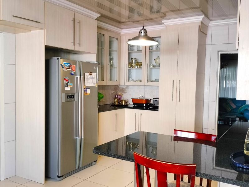 House For Sale in Carletonville Central - Photo 5