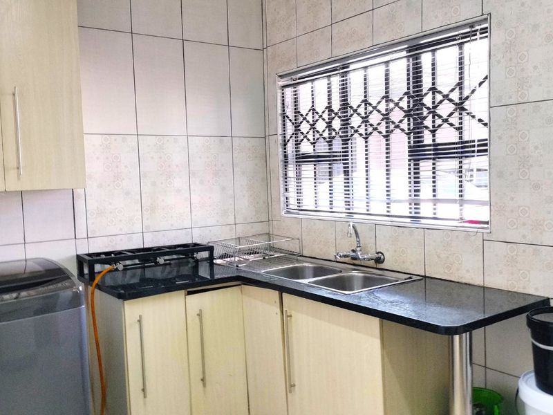 House For Sale in Carletonville Central - Photo 6