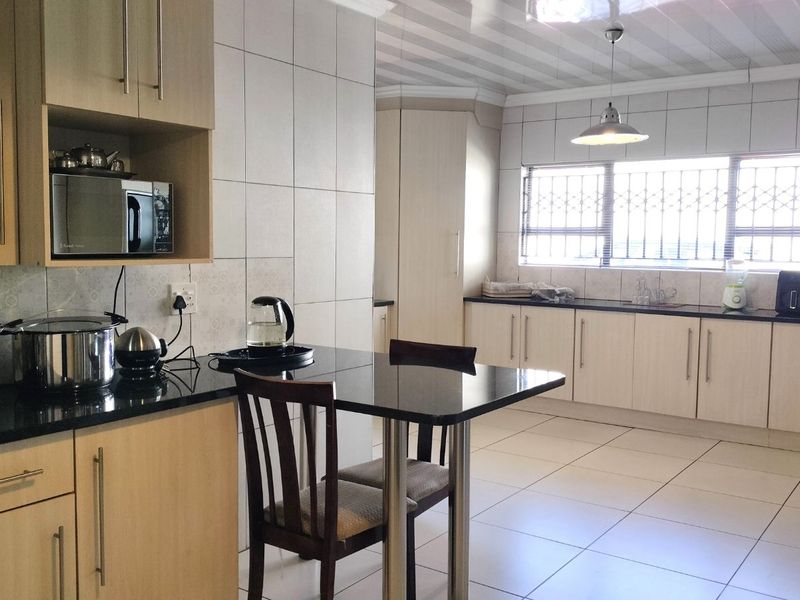 House For Sale in Carletonville Central - Photo 4