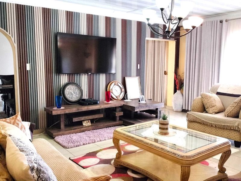 House For Sale in Carletonville Central - Photo 9