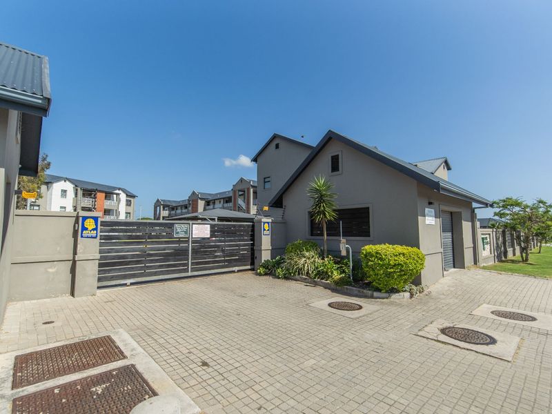 Apartment For Sale in Pinelands - Photo 5