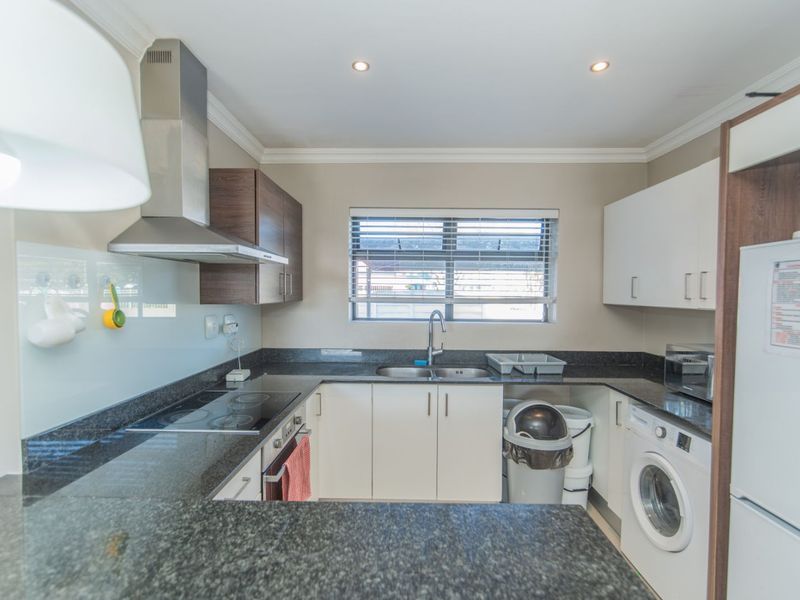 Apartment For Sale in Pinelands - Photo 7