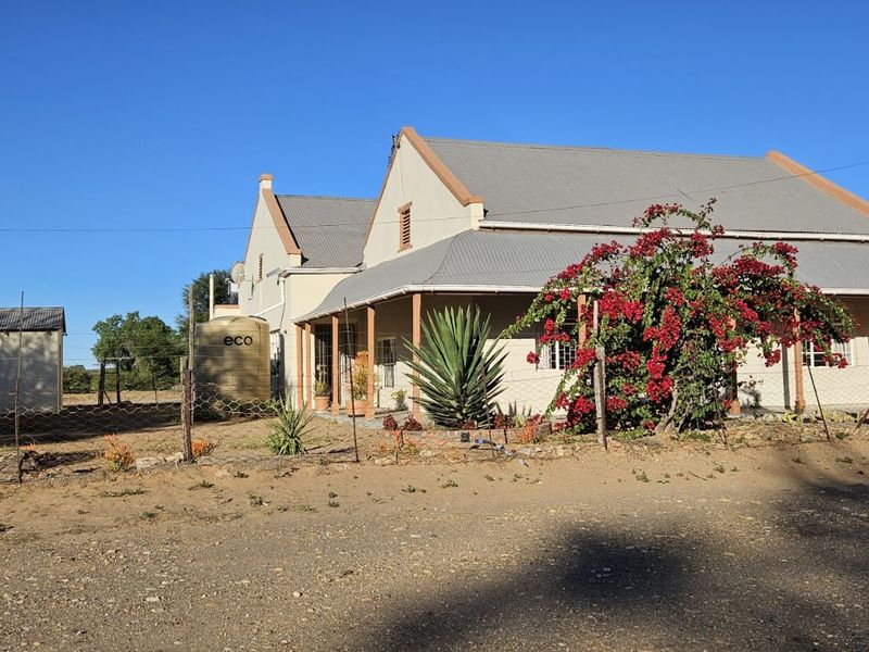 House For Sale in Steytlerville Central - Photo 4