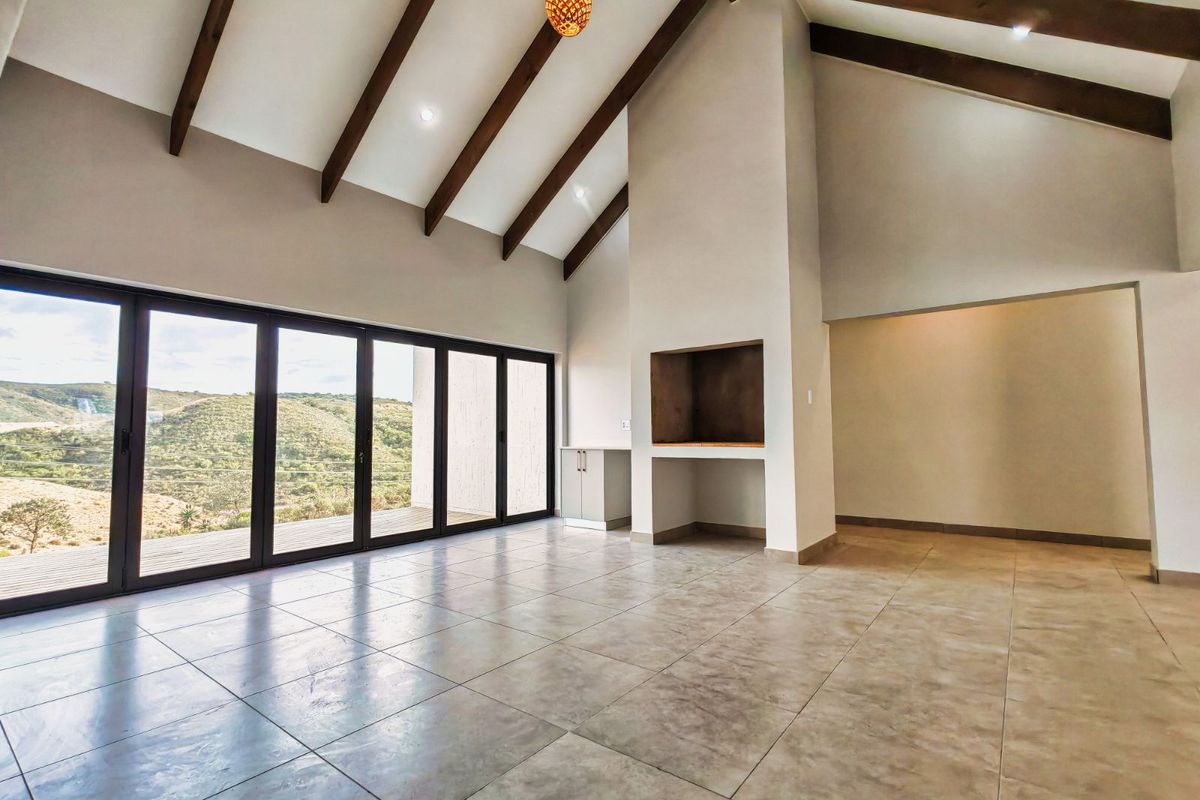 House For Sale in Outeniquasbosch - Photo 4