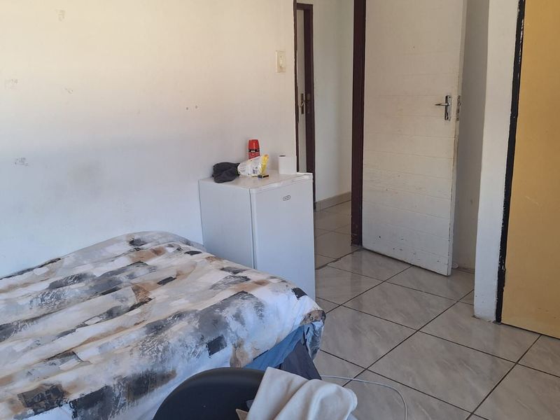 House For Sale in Mmabatho - Photo 10
