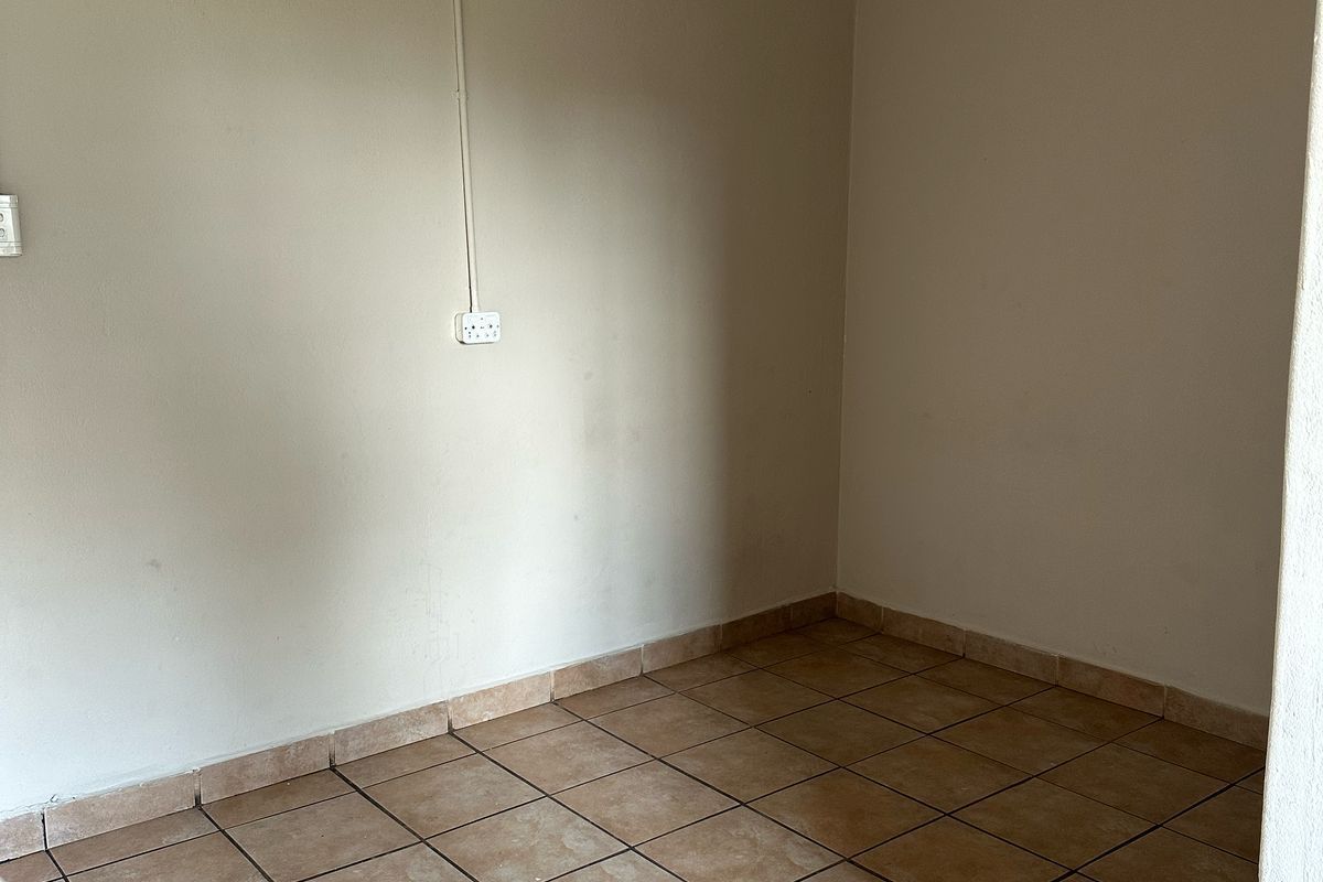 Apartment For Sale in Ermelo Central - Photo 4
