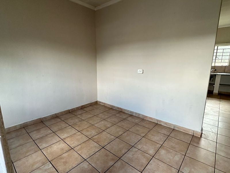Apartment For Sale in Ermelo Central - Photo 3