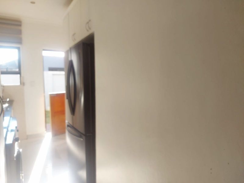 House For Sale in Willow Acres - Photo 10