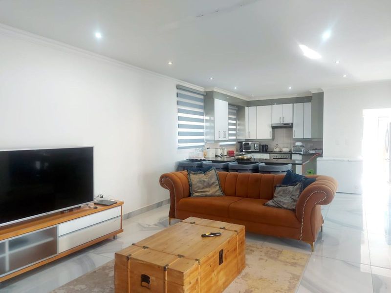 House For Sale in Willow Acres - Photo 6