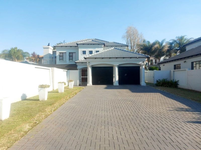 House For Sale in Willow Acres - Photo 2