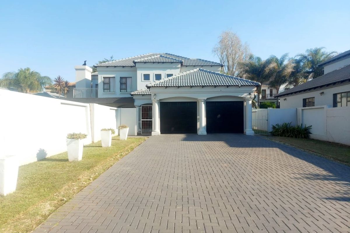 House For Sale in Willow Acres - Photo 2