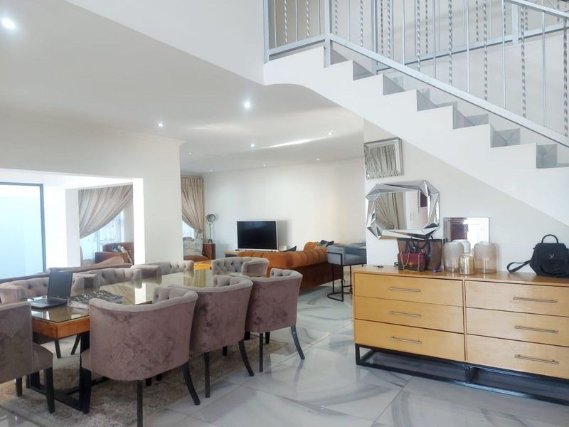 House For Sale in Willow Acres - Photo 4