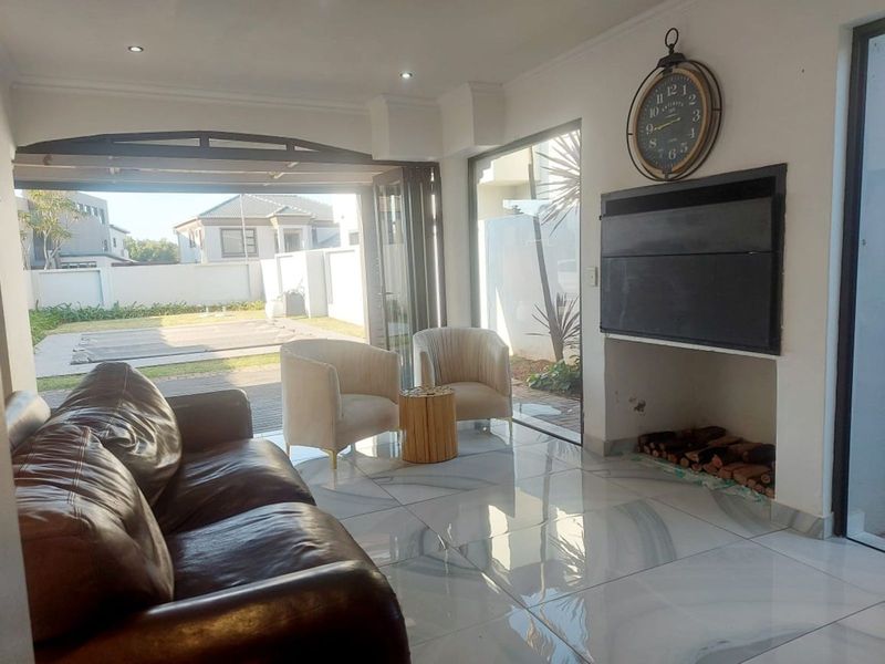 House For Sale in Willow Acres - Photo 5