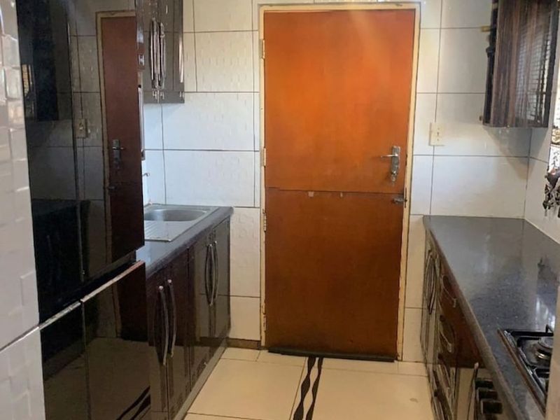 House For Sale in African Jewel - Photo 3