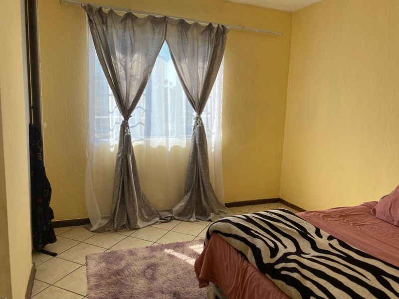 Apartment For Sale in Primrose - Photo 7