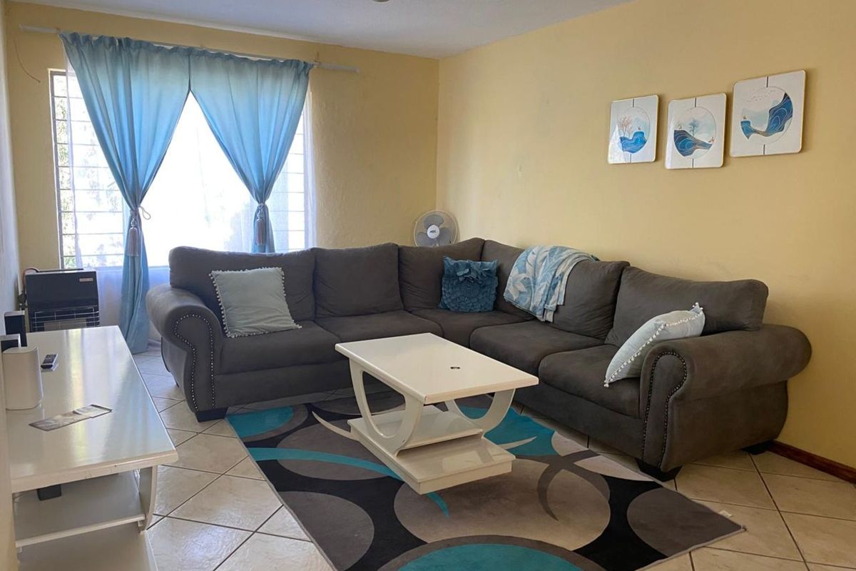 Apartment For Sale in Primrose - Photo 3