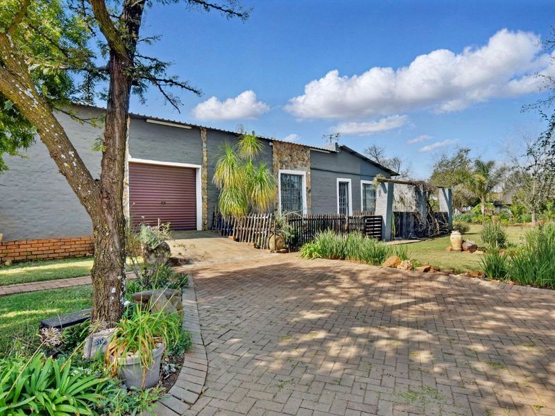 House For Sale in Grootfontein Country Estates - Photo 2