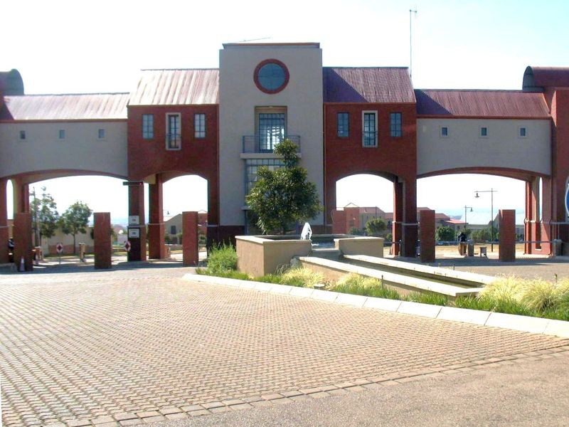 House For Sale in Heritage Hill - Photo 4