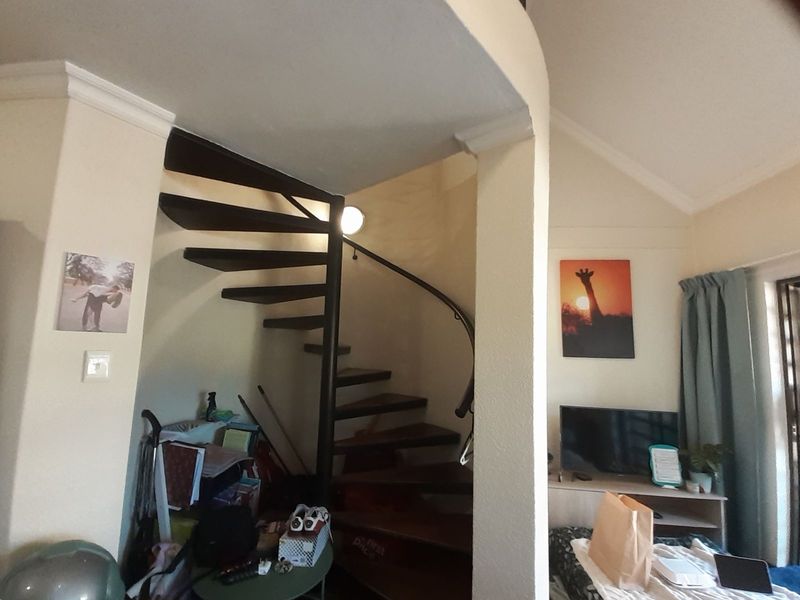 Apartment For Sale in Hatfield - Photo 4