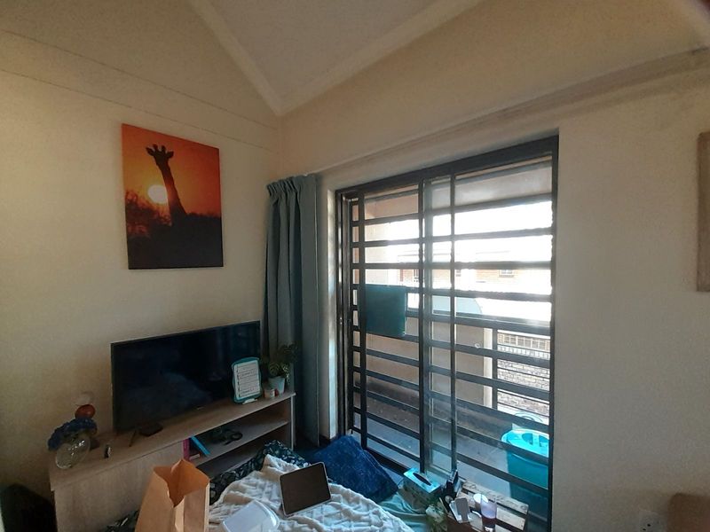 Apartment For Sale in Hatfield - Photo 3