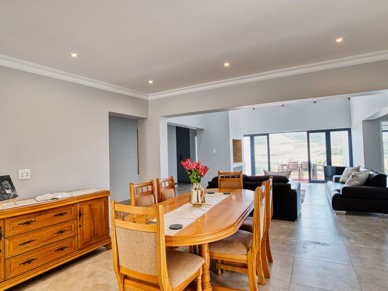 House For Sale in Outeniquasbosch - Photo 9