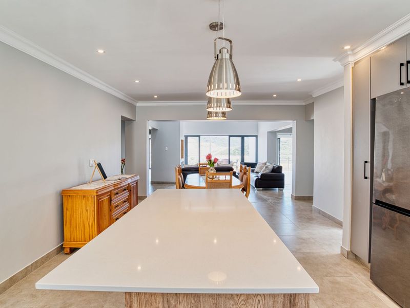 House For Sale in Outeniquasbosch - Photo 8