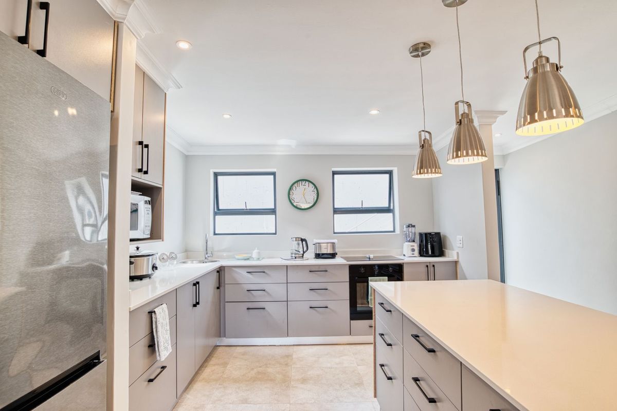 House For Sale in Outeniquasbosch - Photo 4