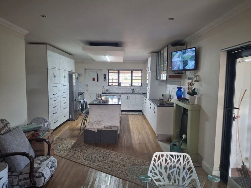 House For Sale in Wolwedans - Photo 10