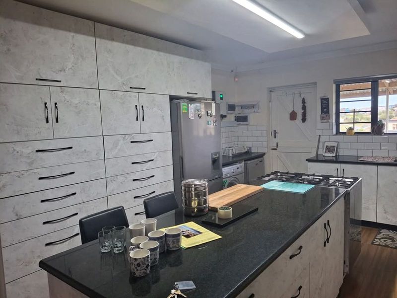 House For Sale in Wolwedans - Photo 9