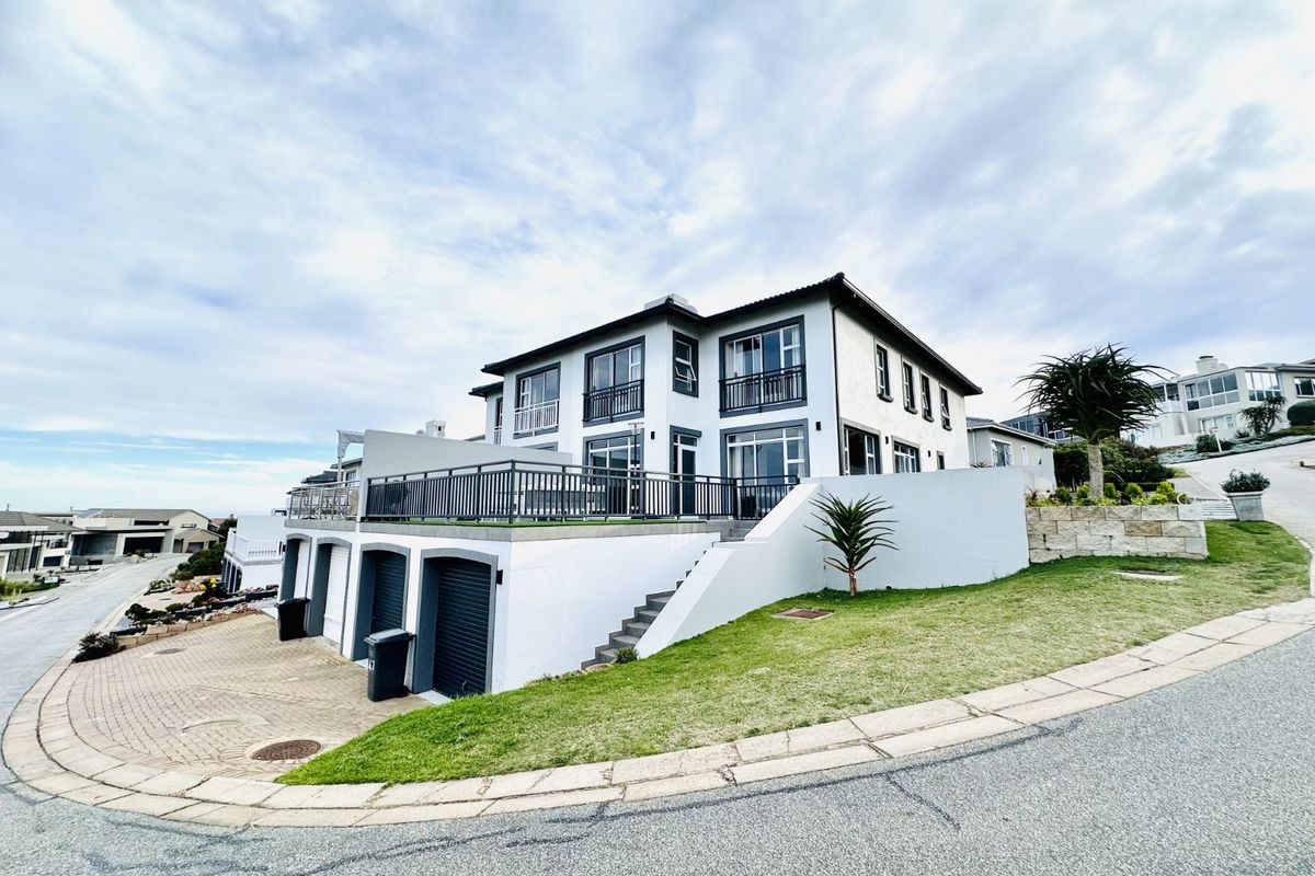House For Sale in Pinnacle Point Golf Estate - Photo 3