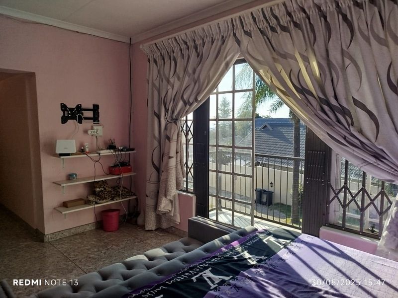 House For Sale in Northwold Gardens - Photo 7