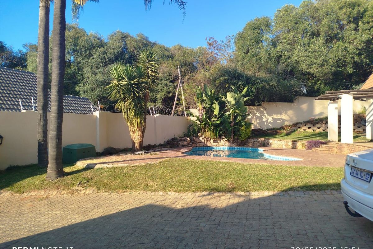 House For Sale in Northwold Gardens - Photo 3