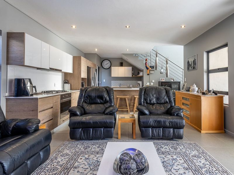 Townhouse For Sale in The Hills Game Reserve Estate - Photo 8