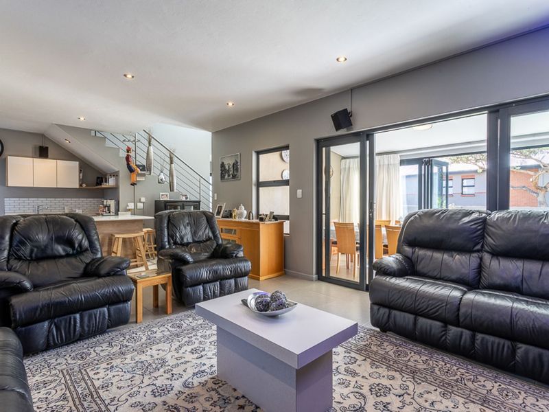 Townhouse For Sale in The Hills Game Reserve Estate - Photo 9