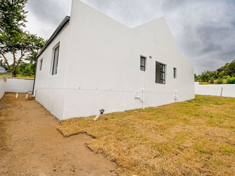 House For Sale in Grabouw Central - Photo 6