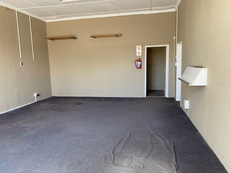 Commercial To Rent in Diep River - Photo 6