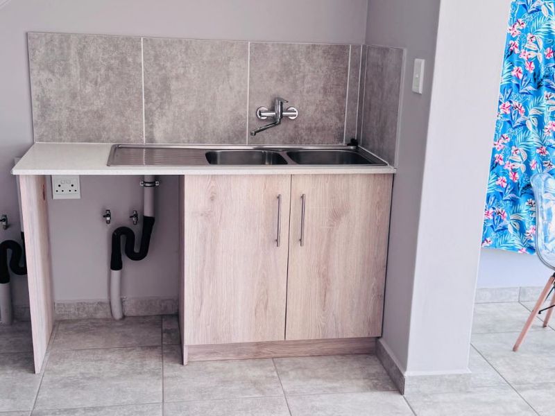 Townhouse For Sale in Jackaroo Park - Photo 6