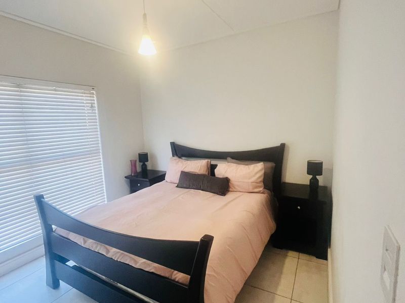 Apartment For Sale in Waterfall - Photo 10