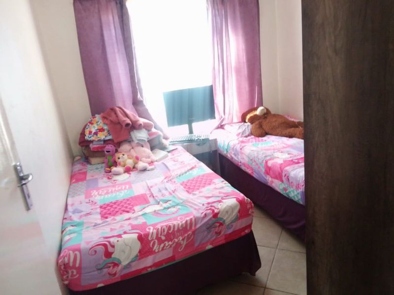 House For Sale in Southern Gateway - Photo 2