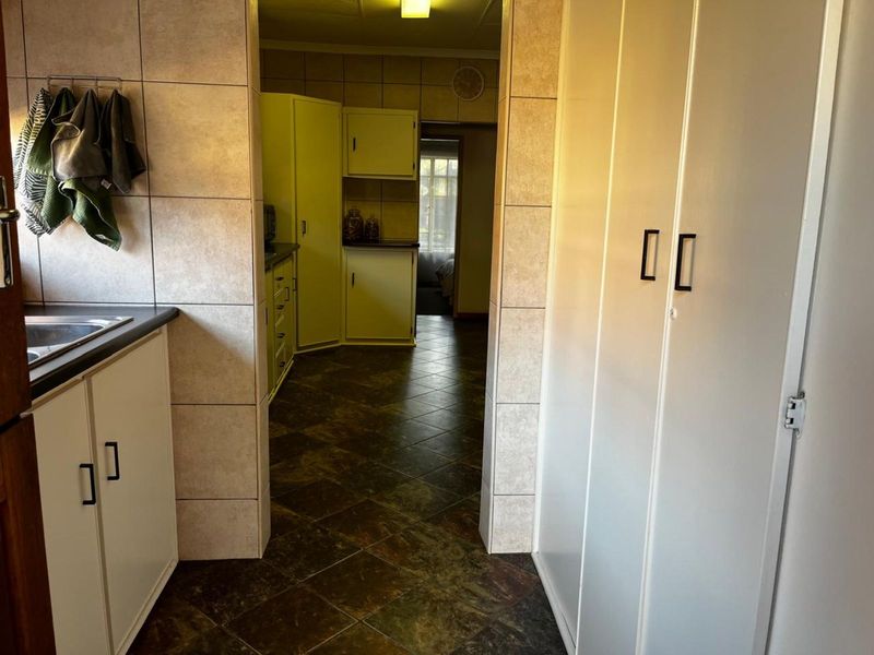 House For Sale in Bloemhof Central - Photo 8