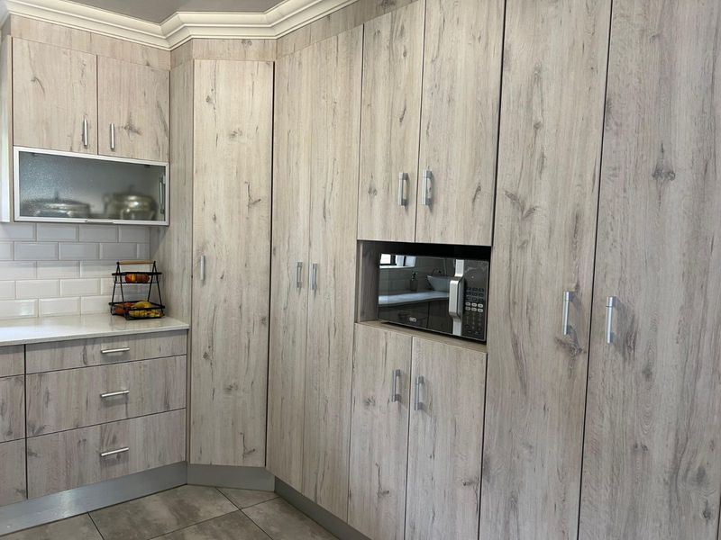 House For Sale in Volksrust Central - Photo 10