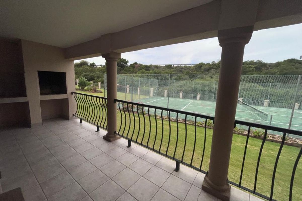 Townhouse For Sale in Island View - Photo 5