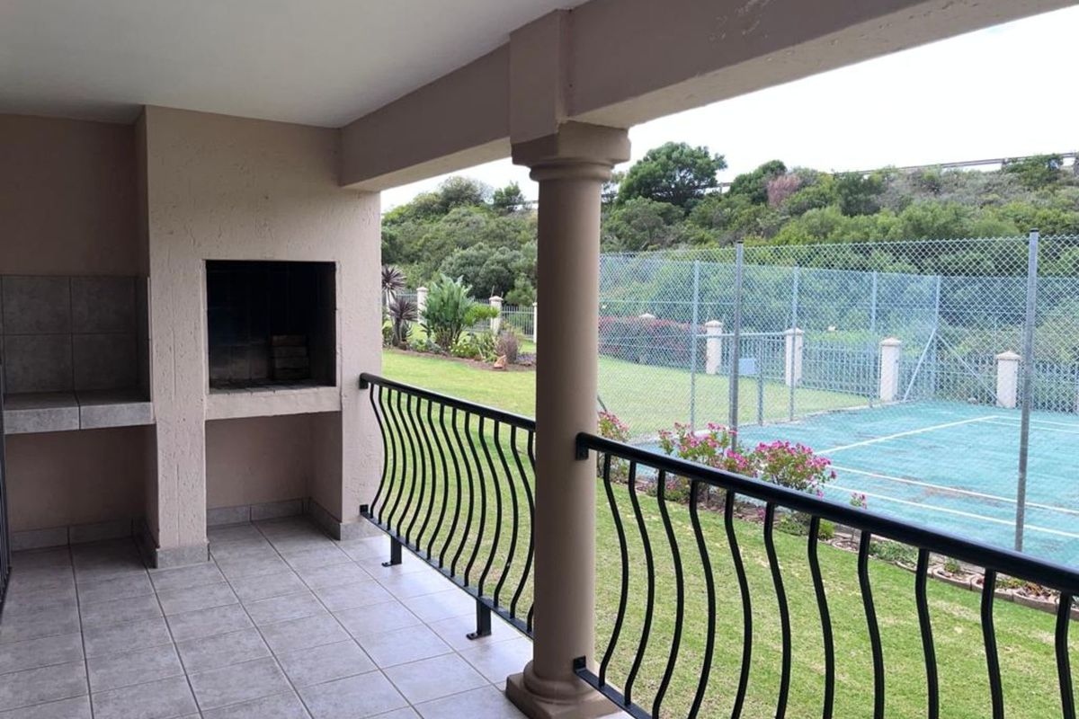 Townhouse For Sale in Island View - Photo 2