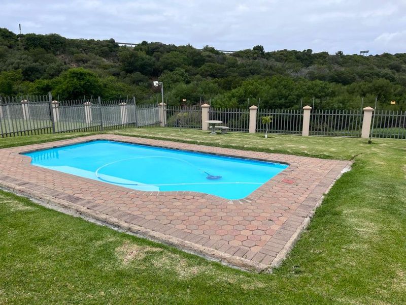 Townhouse For Sale in Island View - Photo 3